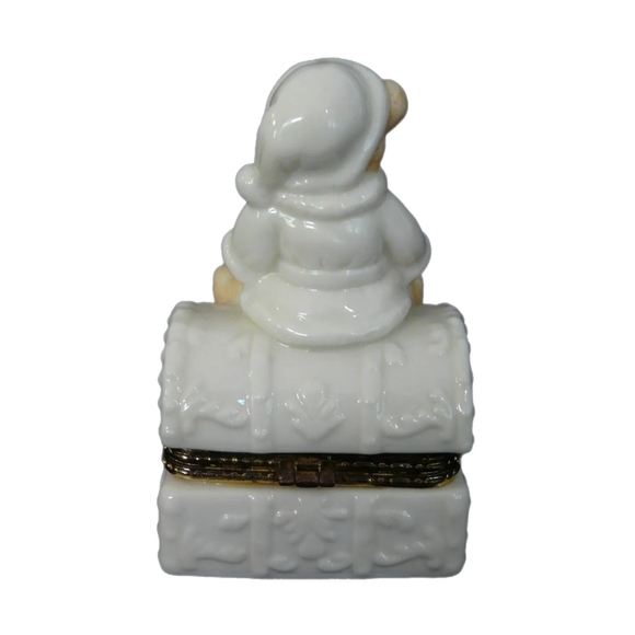 Baum Brothers Formalities Hinged Trinket Box-LexieTeddy Bear Trunk Christmas - Picture 2 of 5